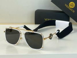 Picture of Versace Sunglasses _SKUfw55531201fw